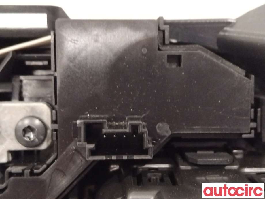 Multimedia display (MCU - Media Controller Unit) til Toyota Proace 2016-->> (Type II)  (TOYOTA|SU001A8110|)