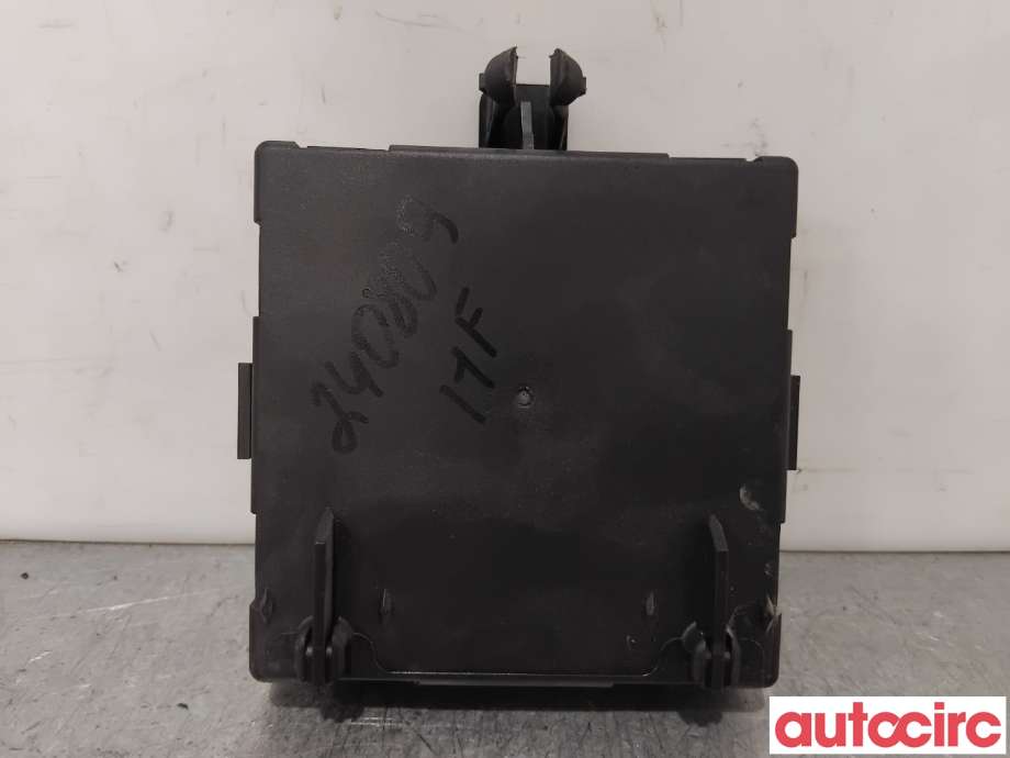Styreenhet dør venstre foran til Mercedes Vito 2014-->> (W447) (W447) (MERCEDES|A4479007806|A2-C733-7280-3-00|A4479008006)