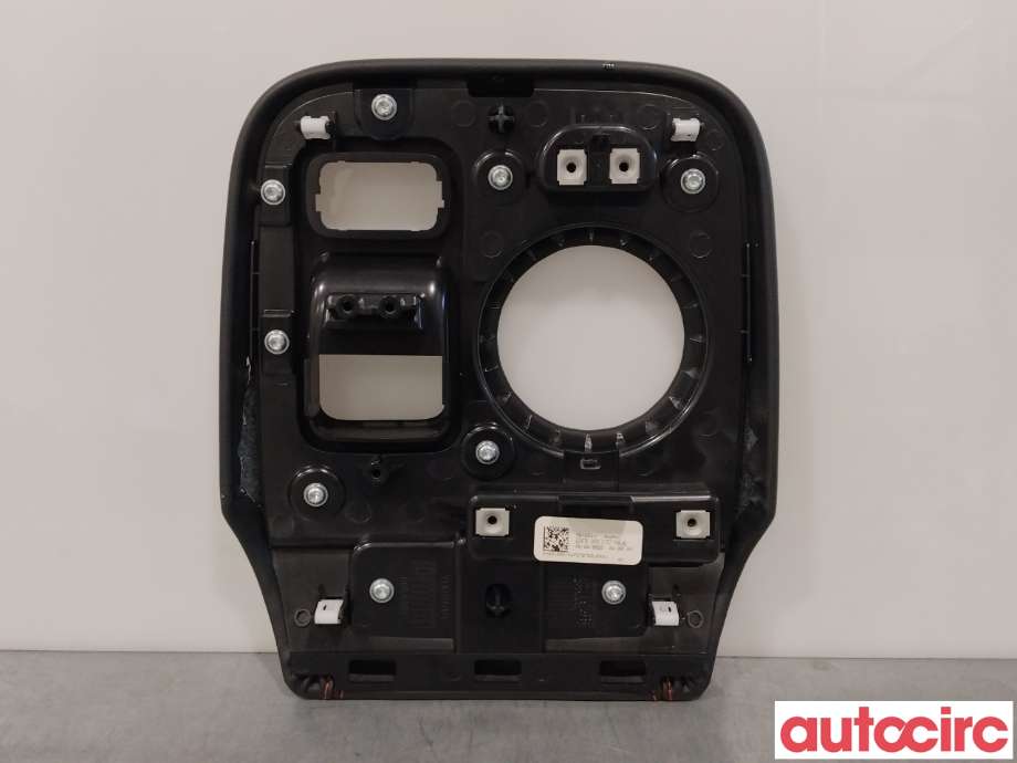 Diverse deler til Ford Mustang Mach-e 2020-->>  (FORD (US)|2497586|)