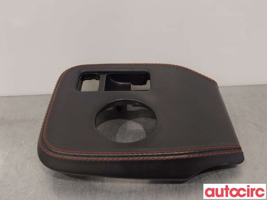 Diverse deler til Ford Mustang Mach-e 2020-->>  (FORD (US)|2497586|)