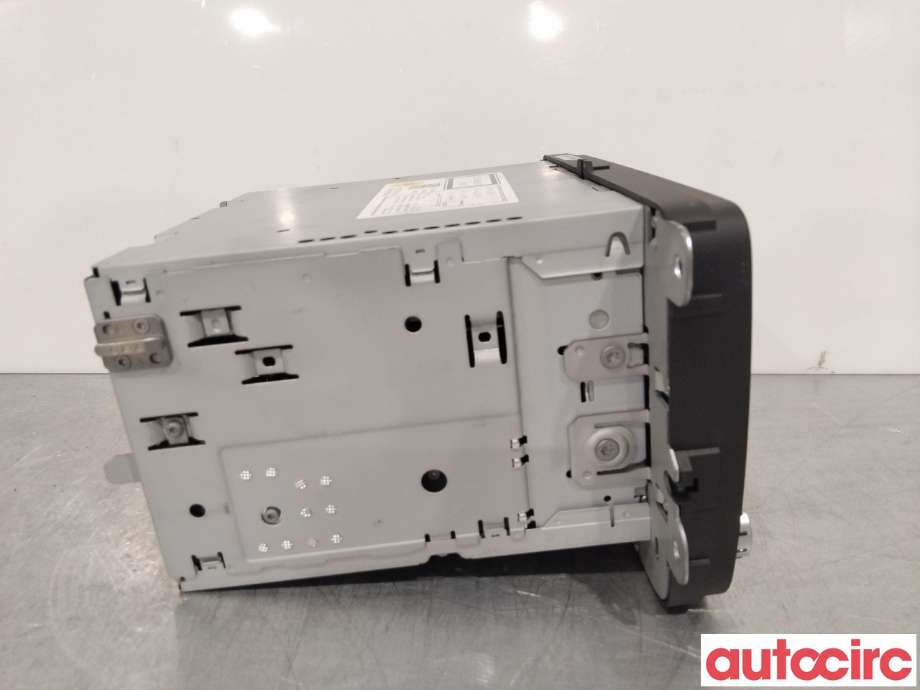Bilstereo til VW Transporter / Caravelle 2009-2015 (Fase 2) (T5) (T5) (VOLKSWAGEN|5M0035186L||5M0057186LX)
