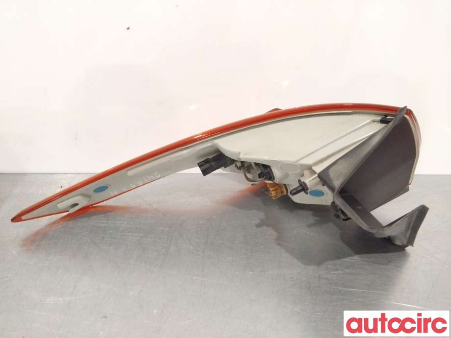 Baklykt høyre til Ford Kuga 2013-2019  (FORD|1923704|CV44-13404-AG|)