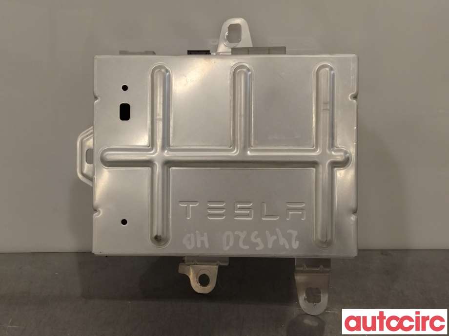 Bilstereo forsterker til Tesla Model Y 2021-2024 (Type I) (TESLA|1507152-01-B)