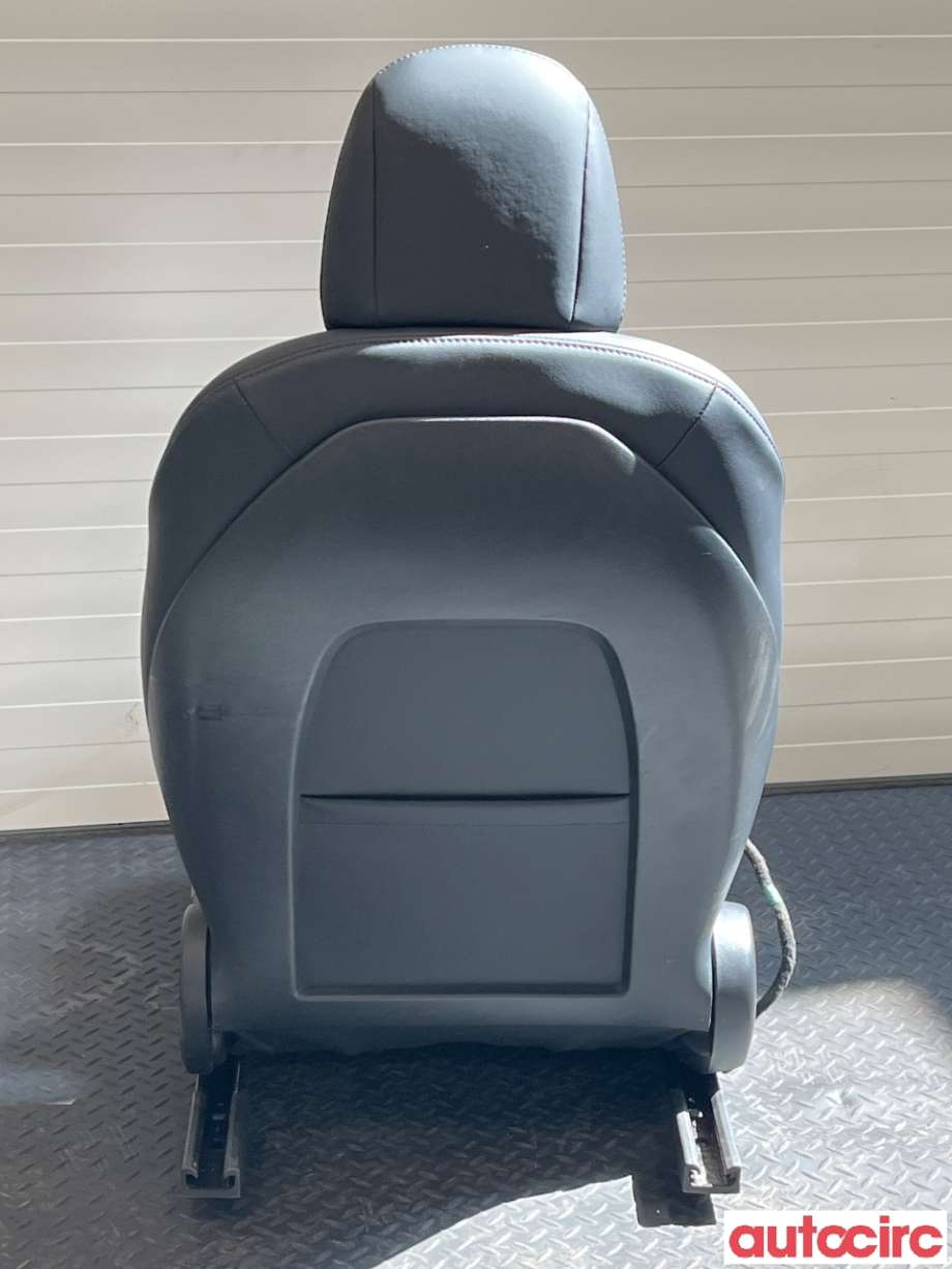 Sete foran høyre til Tesla Model 3 2018-2023 (Fase 1) (TESLA|1456943-S1-D)