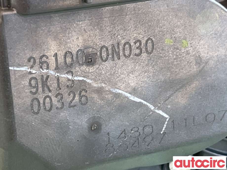 Spjeldhus til Toyota Corolla 2007-2013  (TOYOTA|261000N030||26100-0N030)