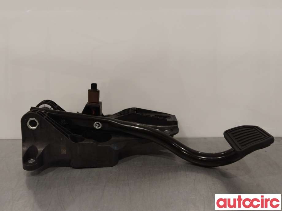 Pedal gass/brems/clutch til Tesla Model Y 2021-2024 (Type I) (TESLA|1188691-50-A|)