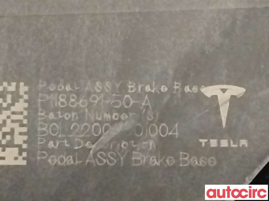 Pedal gass/brems/clutch til Tesla Model Y 2021-2024 (Type I) (TESLA|1188691-50-A|)