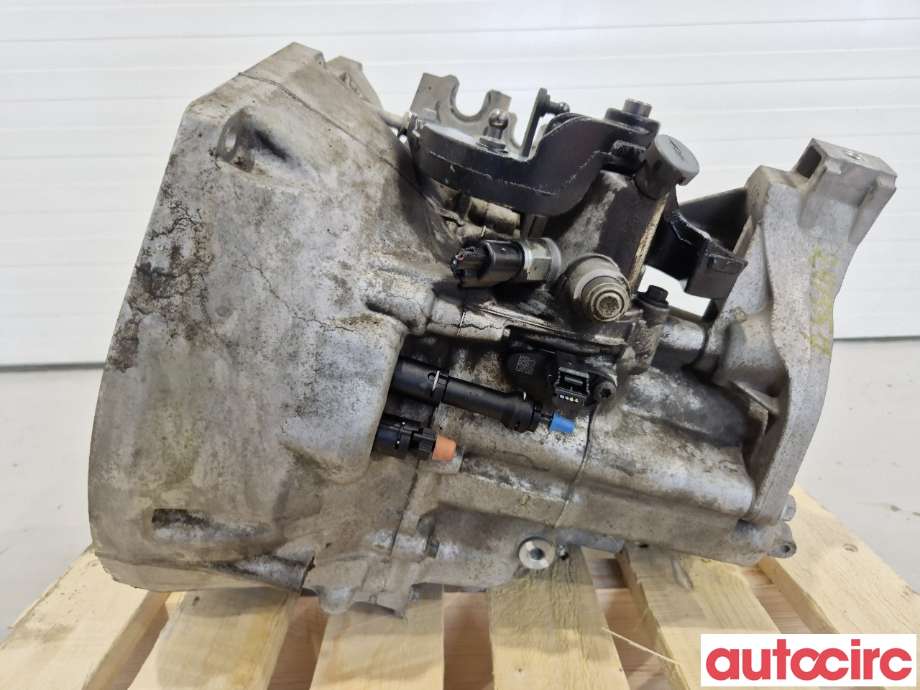 Girkasse manuell 6-trinn til Ford Focus 2011-2014 (Type III, Fase 1)  (FORD|2255924||CV6R-7002-PG)