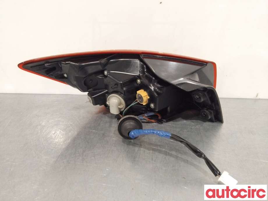 Baklykt høyre til Mazda CX-3 2015-2022  (MAZDA|DB2S51150F|)