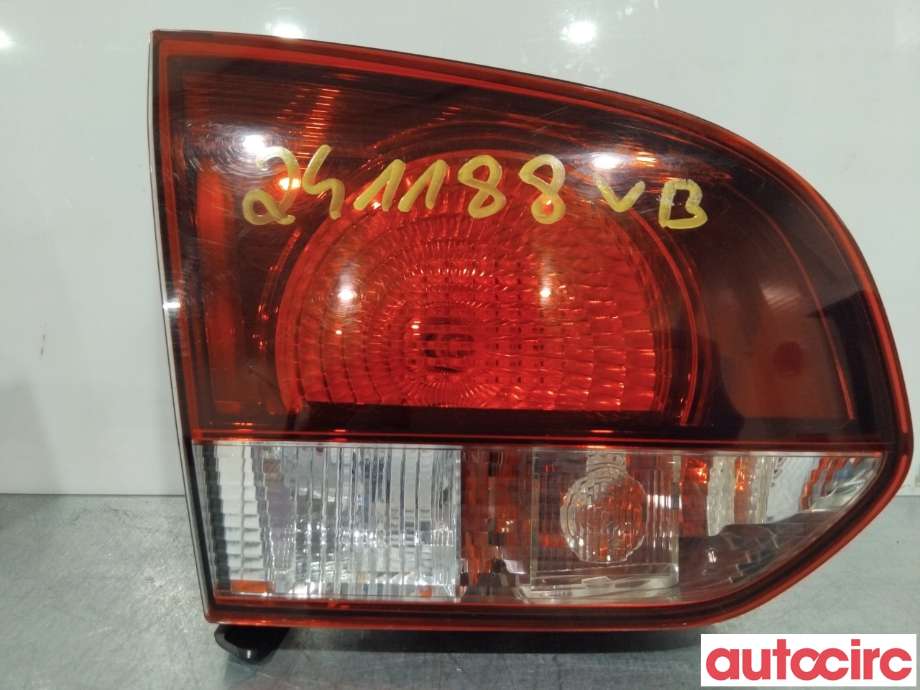 Baklykt venstre indre til VW Golf VI 2008-2012 (VOLKSWAGEN|5K0945093AA)