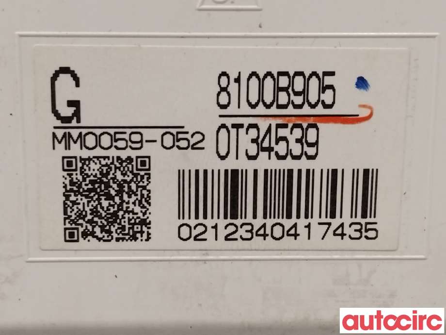 Instrumentpanel til Mitsubishi Outlander 2012-2015 (Type III, Fase 1) (MITSUBISHI|8100B905|MM0059-052)