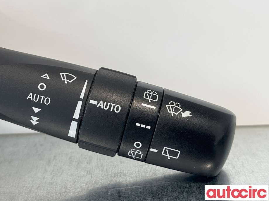 Bryter visker til Toyota Hilux 2006-2011 (TOYOTA|8465206220|)