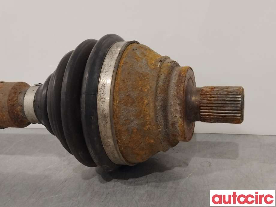 Drivaksel høyre foran til VW Passat 2011-2015 (B7) (B7) (VOLKSWAGEN|1K0407454MX|1K0407272JF|3C0407272BD)