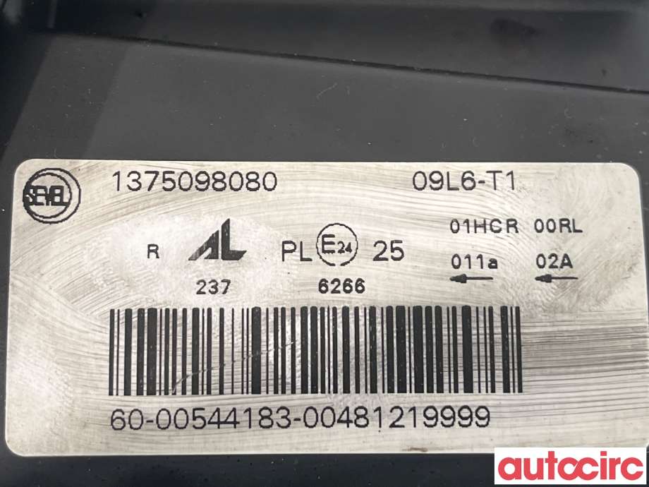 Frontlykt høyre halogen til Peugeot Boxer 2014-->> (Type III, Fase 2) (PEUGEOT|1682748480|1612040680|1375098080)