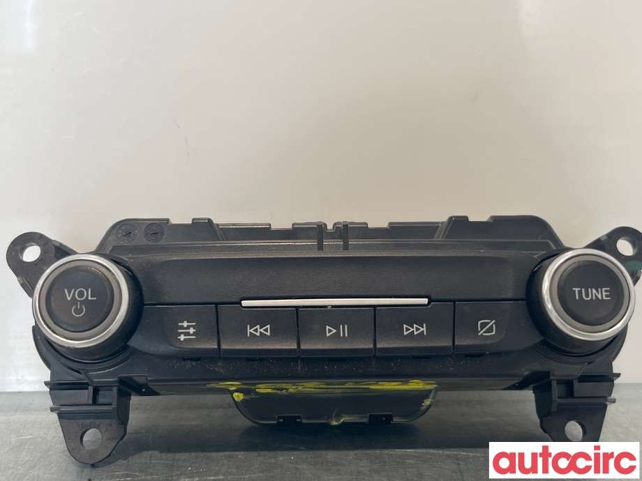 Bilstereo diverse til Ford Transit Courier, 2018-2023 (Type I, Fase 2) (FORD|2400926)