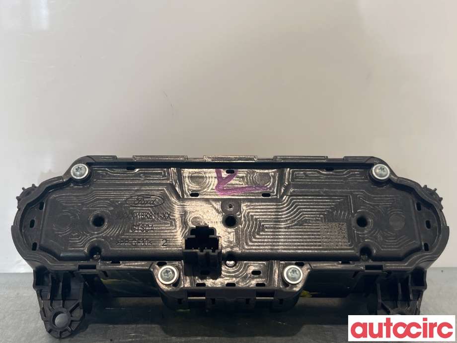 Bilstereo diverse til Ford Transit Courier 2018-2023 (Type I, Fase 2) (FORD|2400926)