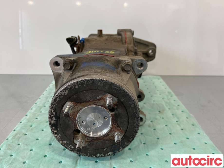 Kardang klokke bak til Toyota RAV4 2013-2015 (Type IV, Fase 1) (TOYOTA|4111042060)