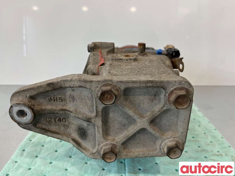 Kardang klokke bak til Toyota RAV4 2013-2015 (Type IV, Fase 1) (TOYOTA|4111042060)