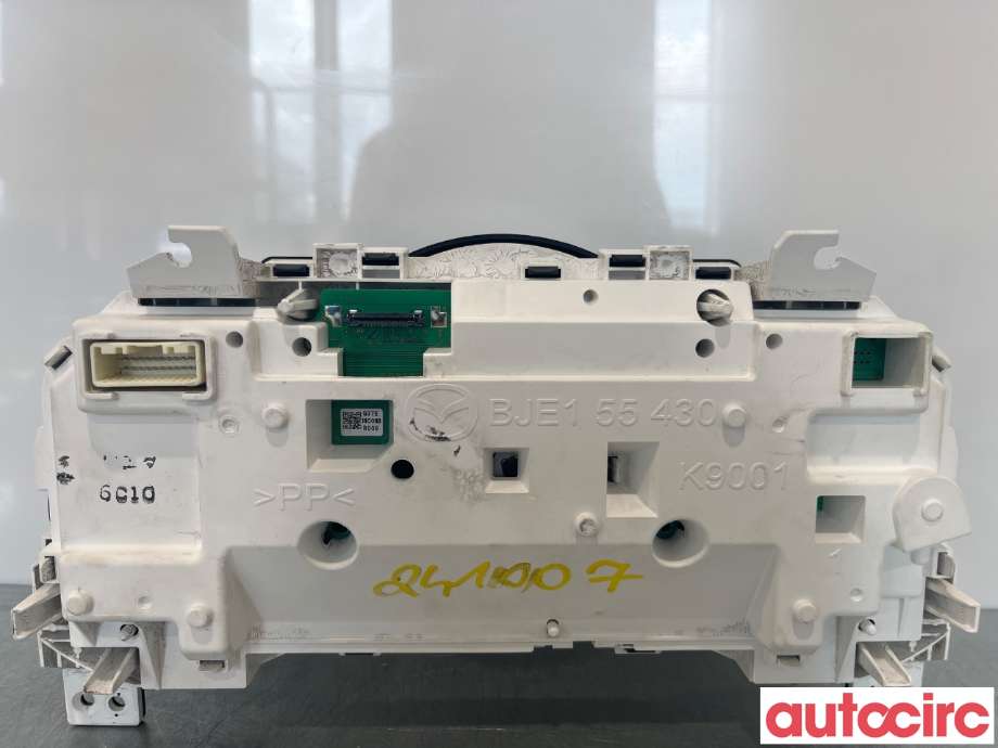 Instrumentpanel til Mazda CX-3 2015-2022  (MAZDA|BJE3-55-214)