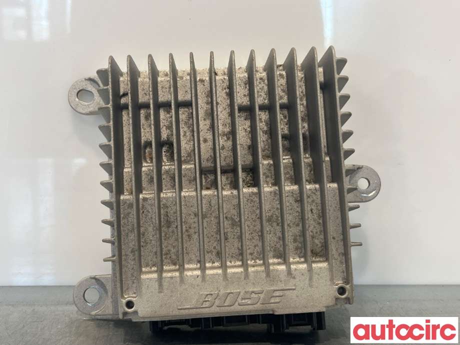 Bilstereo forsterker til Mazda CX-3 2015-2022 (MAZDA|D10F-66-A20A)