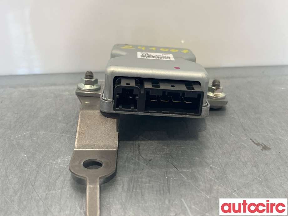 Styreenhet drivstoffpumpe til Mazda CX-3 2015-2022 (MAZDA|PE02-18-561)