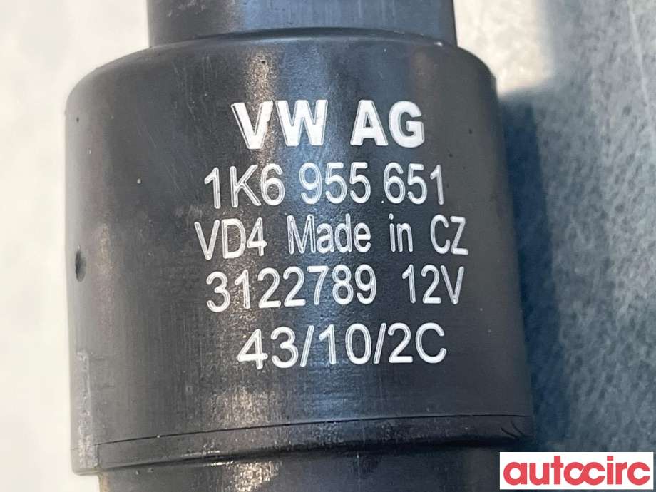 Spylerpumpe bak til VW Touran 2010-2015 (Type I, Fase 3)  (VOLKSWAGEN|1K6955651)