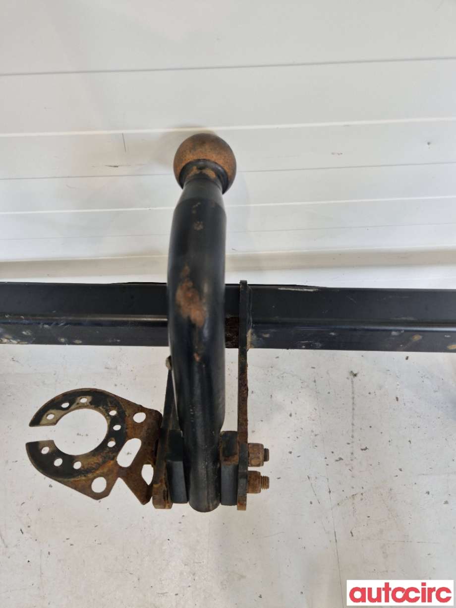 Hengerfeste til Volvo V70 2007-2013 (Type III, Fase 1)  (VOLVO|31359740|)