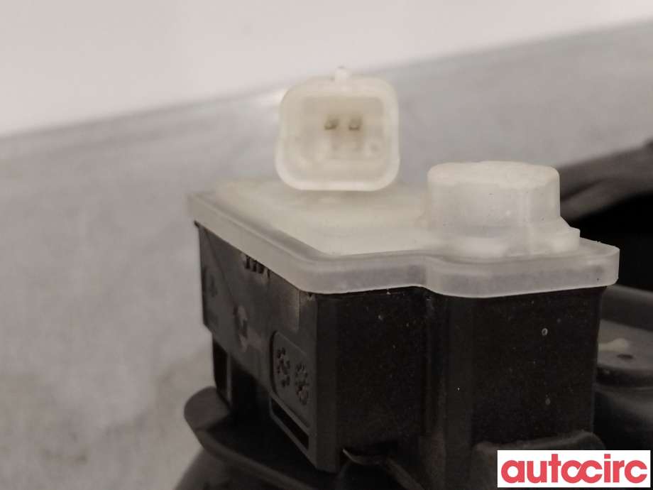 Batterilader inntak/luke til Peugeot 208 2019-->> (Type II) (PEUGEOT|9823291980|)