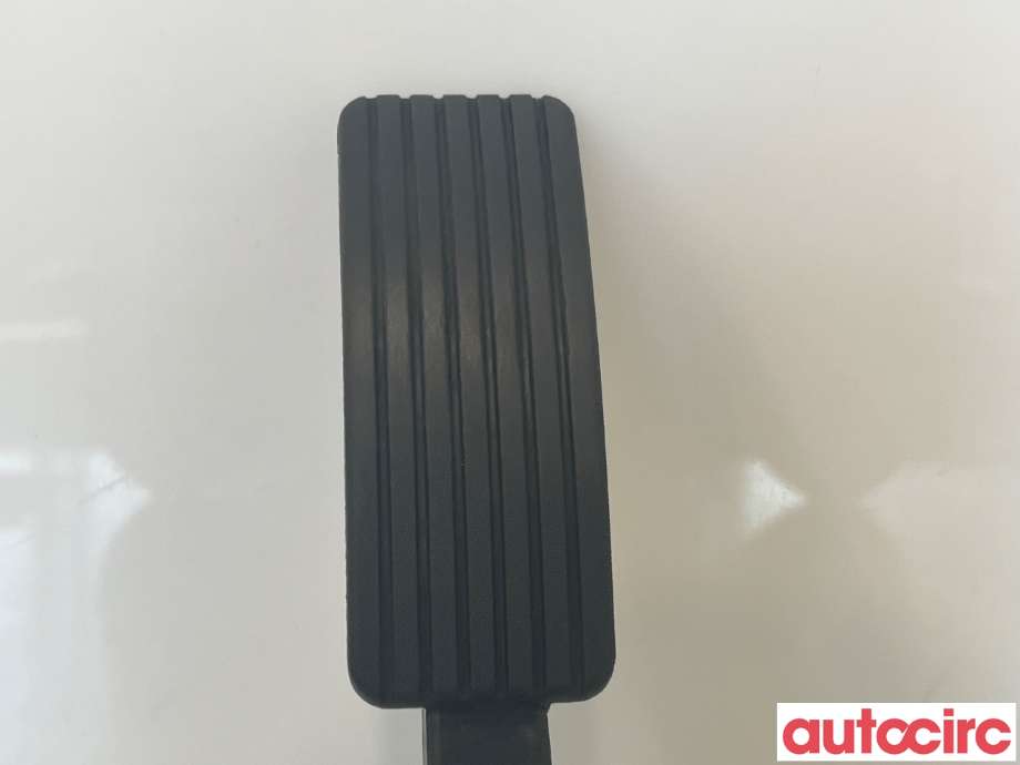Pedal gass til Mitsubishi Outlander 2007-2010 (Type II, Fase 1)  (MITSUBISHI|MN101544)