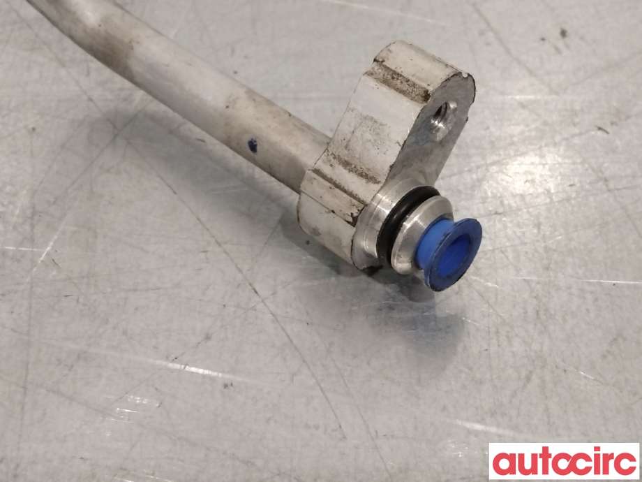Aircondition rør til Toyota RAV4 2019-->> (Type V)  (TOYOTA|8872042040)