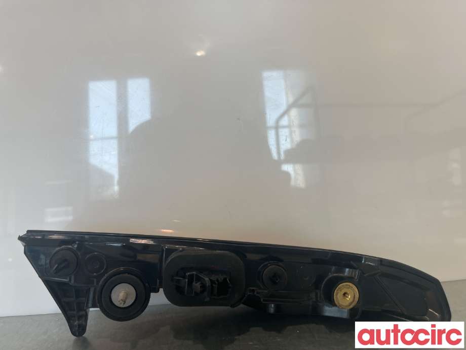 Baklykt venstre indre til Citroën C4, Spacetourer 2019-->>  (CITROEN|9831120680)