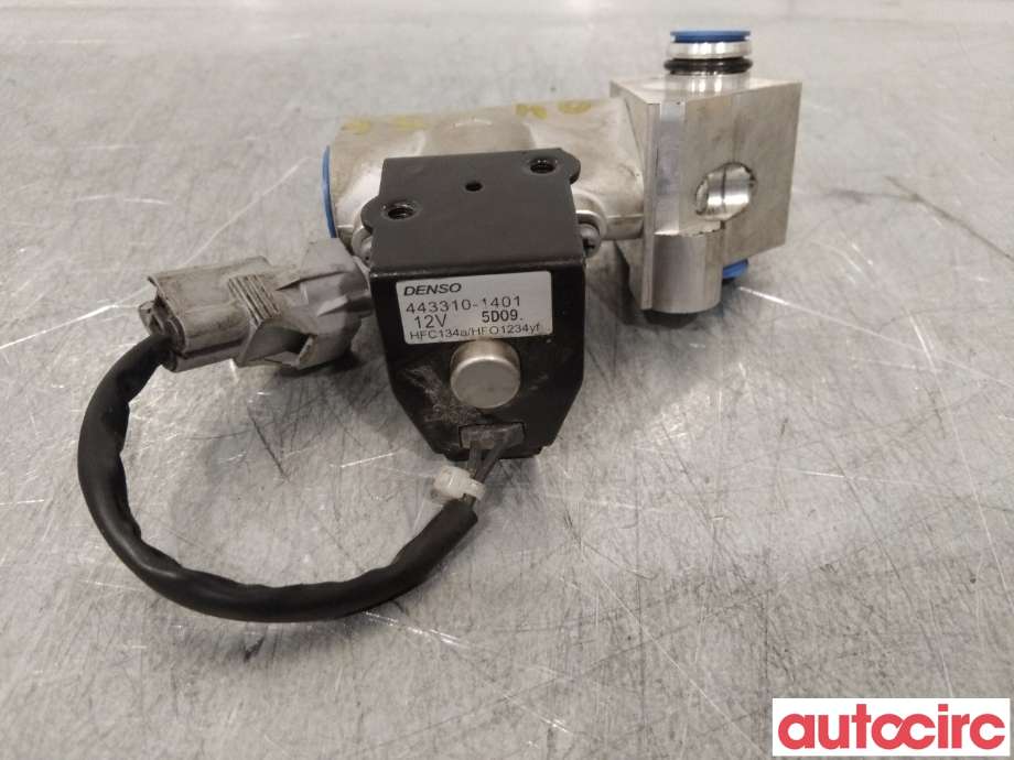 Diverse deler til Toyota RAV4 2019-->> (Type V)  (TOYOTA|8851542120|447520-0130|)