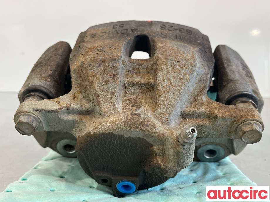 Bremsecaliper høyre foran til Toyota RAV4 2009-2013 (Type III, Fase 2)  (TOYOTA|4773042091|)
