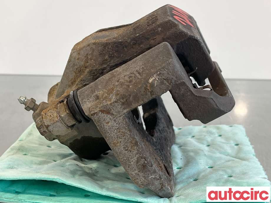 Bremsecaliper høyre foran til Toyota RAV4 2009-2013 (Type III, Fase 2)  (TOYOTA|4773042091|)