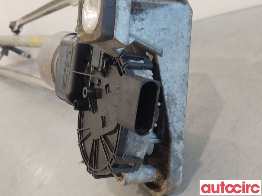 Viskermotor frontrute til Ford Kuga 2008-2012 (Type I)  (FORD|1709010||8V41-17504-AC)