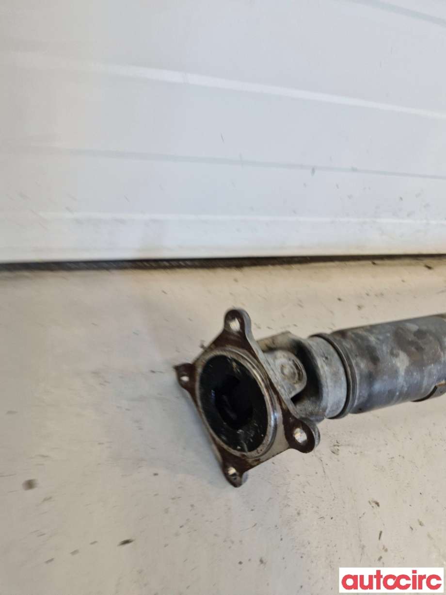 Mellomaksel til Mazda 6 2015-2018 (Type III, Fase 2)  (MAZDA|KH2125100A|)