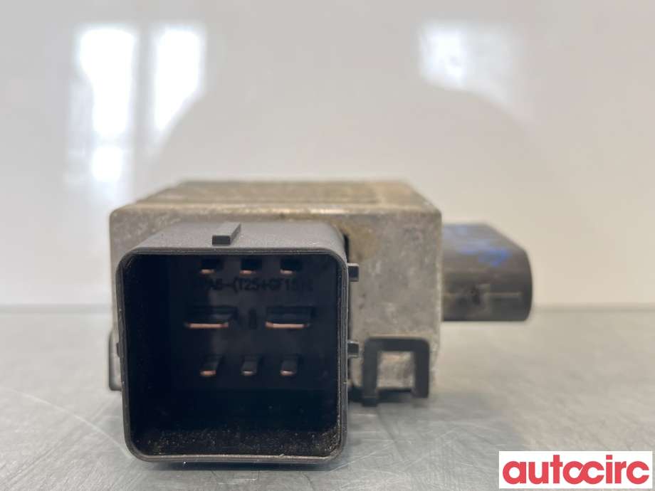 Rele gløde til Nissan NV300 2016-->>  (NISSAN|271203982R)