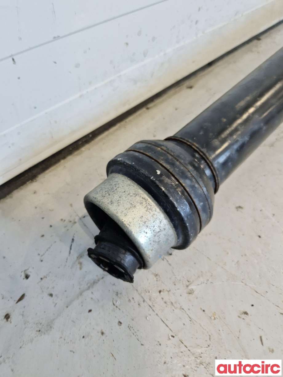 Mellomaksel til Audi A4, Allroad 2009-2016 (Type I) (B8) (B8) (AUDI|8K0521101S||8K0521101E)