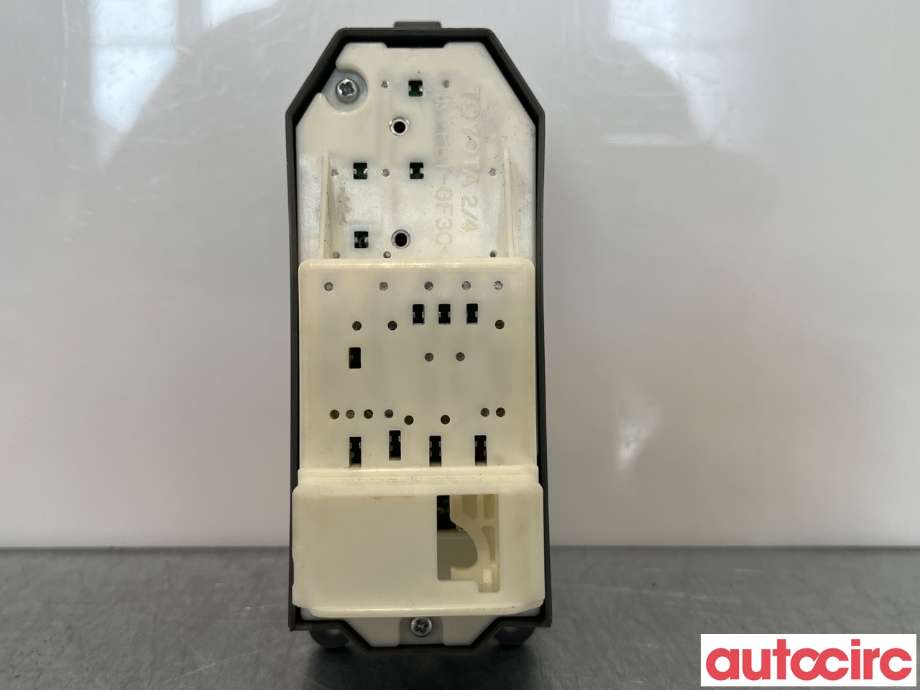 Bryter ruteheis til Toyota Yaris 2009-2011 (Type II, Fase 2)  (TOYOTA|848200D100)