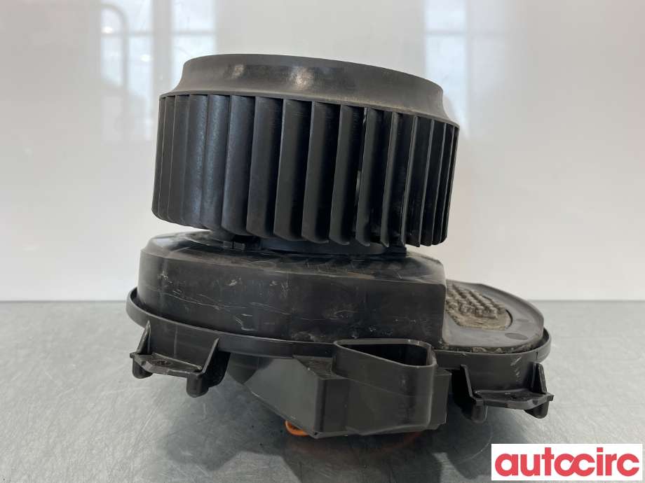 Varmeapparat motor til Mercedes A-Klasse 2012-2018 (W176) (W176) (MERCEDES|A2469064200)