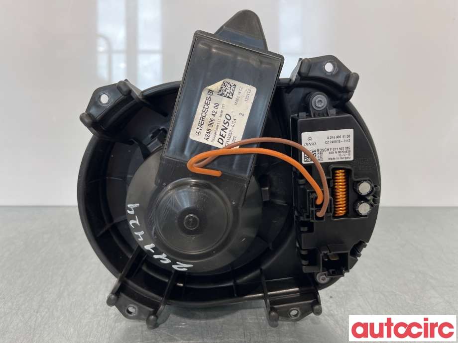 Varmeapparat motor til Mercedes A-Klasse 2012-2018 (W176) (W176) (MERCEDES|A2469064200)