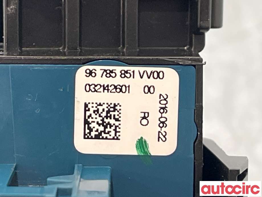 Bryter elektrisk håndbrekk/parkbrems til Peugeot 308 2013-2021 (Type II)  (PEUGEOT|96785851VV)