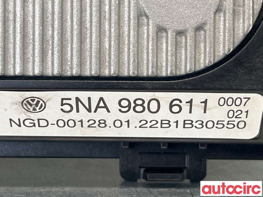 Diverse deler til Škoda Enyaq 2021-->>  (SKODA|5NA980611)