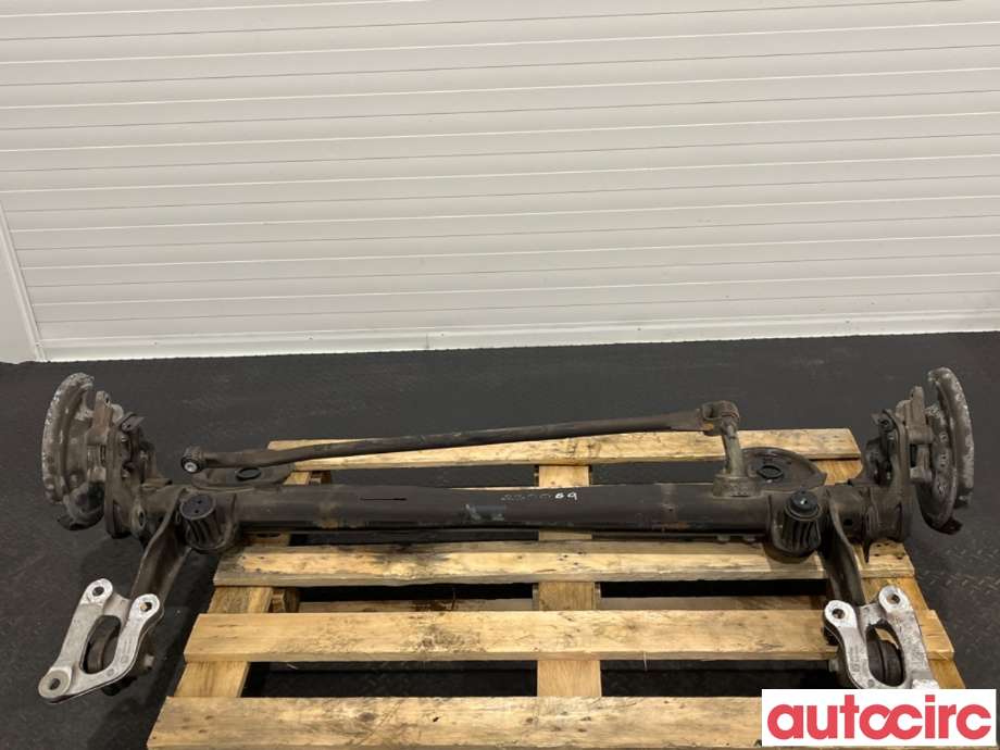 Travers bak til Peugeot 2008, 2019-->> (Type II)  (PEUGEOT|9836372880)