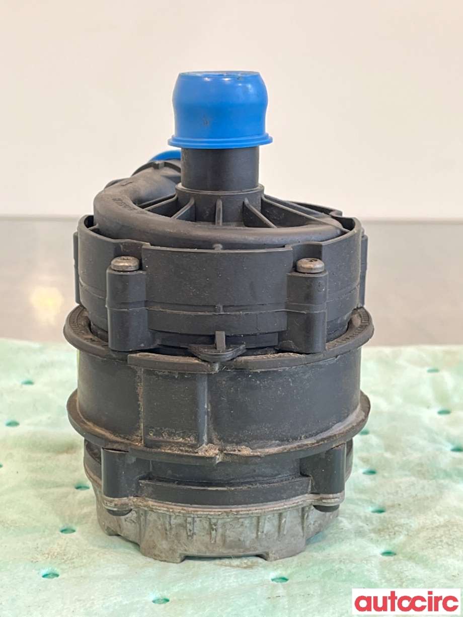 Sirkulasjonspumpe til VW e-Golf 2014-2017 (Fase 1) (VOLKSWAGEN|04L965567|0392024003)