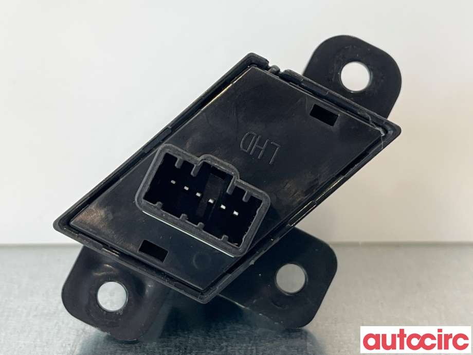 Bryter diverse til Kia Cee