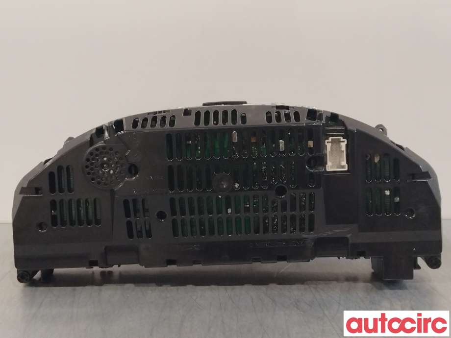 Instrumentpanel til Mercedes GLK 2008-2015 (X204) (X204) (MERCEDES|A2049001805|A2049001009)