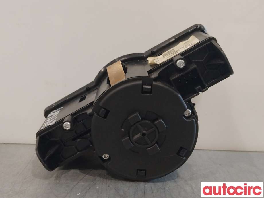 Bryter lys til Mercedes GLK 2008-2015 (X204) (X204) (MERCEDES|A2049058002||A2049053003)