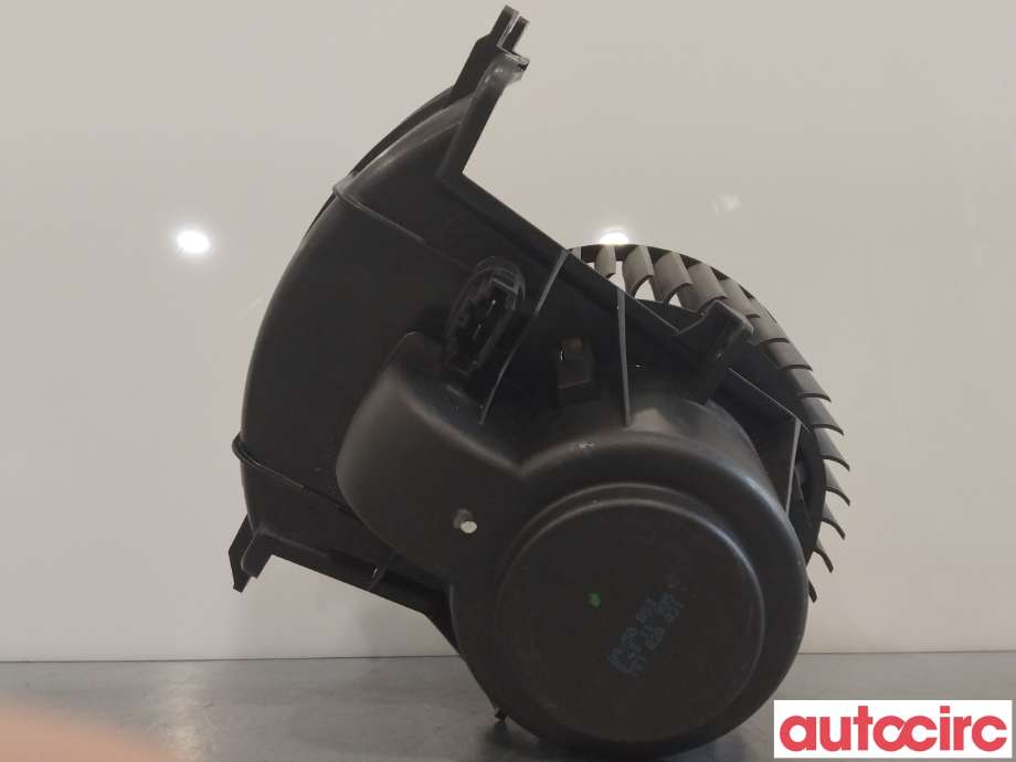 Varmeapparat motor til VW Transporter / Caravelle 2009-2015 (Fase 2) (T5) (T5) (VOLKSWAGEN|7E1820021)
