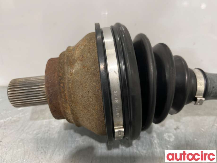 Drivaksel venstre foran til VW Passat 2005-2010 (B6) (B6) (VOLKSWAGEN|1K0407451TX|1K0407271BJ|3C0407271AJ)